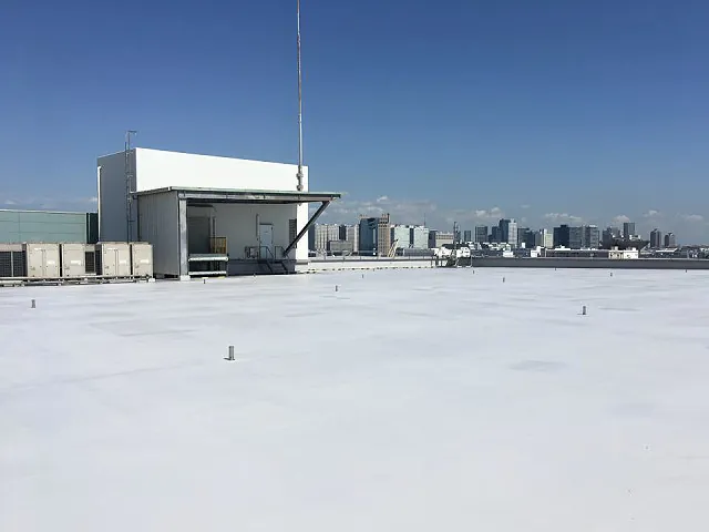ポリウレア施工現場（株式会社 吉田技工 自社実績）